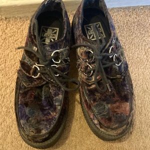 T.U.K velvet creepers